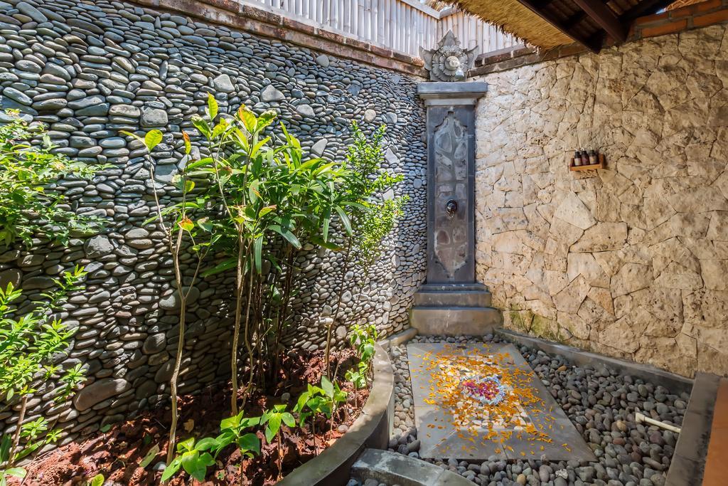 Kinaara Resort & Spa Pemuteran  Luaran gambar