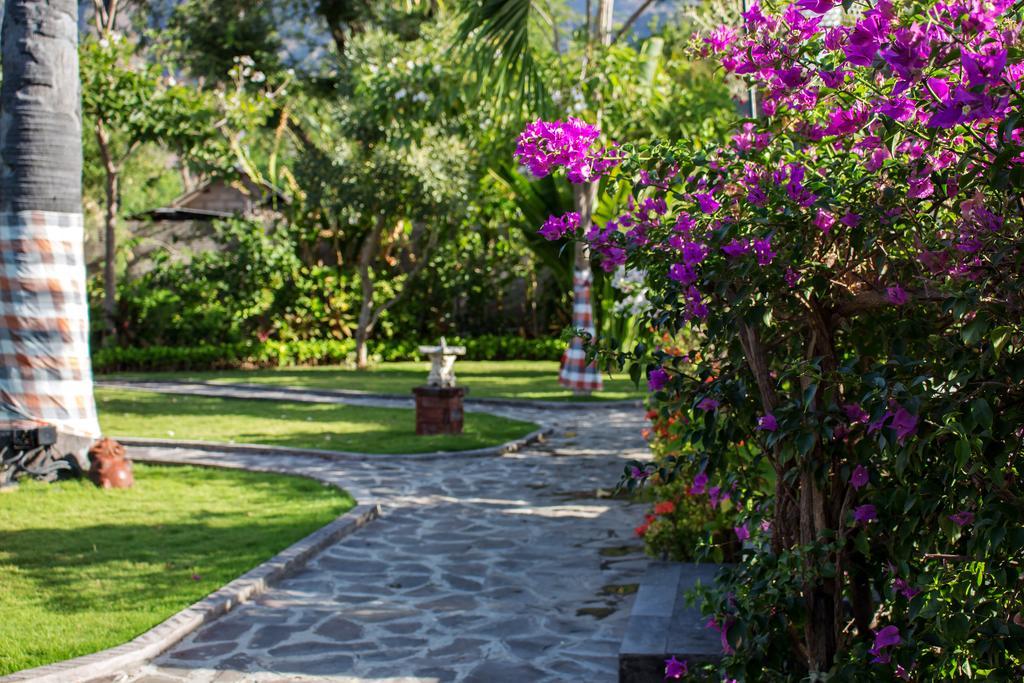 Kinaara Resort & Spa Pemuteran  Luaran gambar